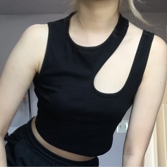 SHEIN Tops - Style tank top